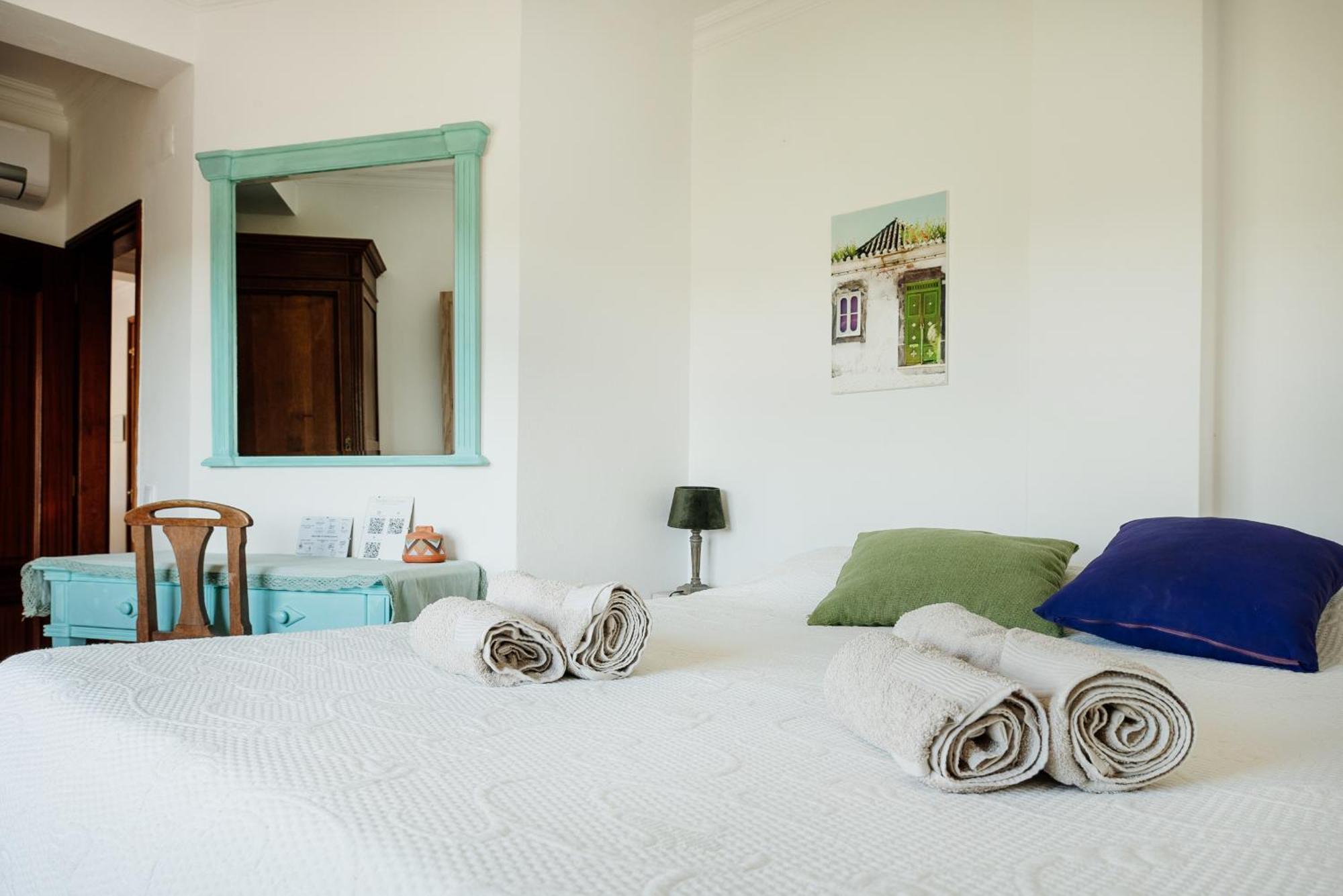 B&B Entrecolinas Paderne  Buitenkant foto